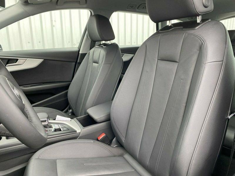 Audi A4 Avant 35 TFSI S tronic S line Pelle Matrix Led