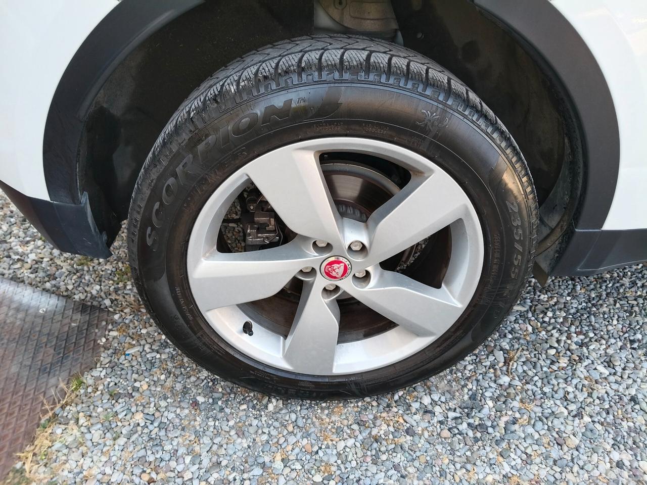 Jaguar E-Pace 2.0D I4 163 CV AWD Auto R-Dynamic S
