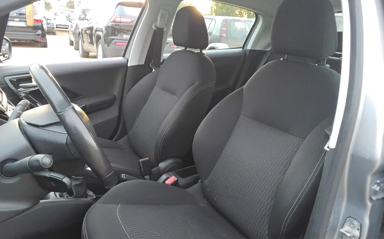 Peugeot 208 BlueHDi 100 S&S 5 porte Active