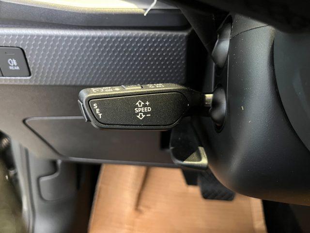 AUDI A1 SPB 30 TFSI Stronic S line edition "17 Sline/F.Led