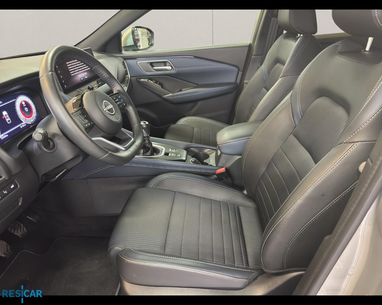 NISSAN Qashqai 1.3 mhev Tekna 2wd 140cv IVA ESPOSTA