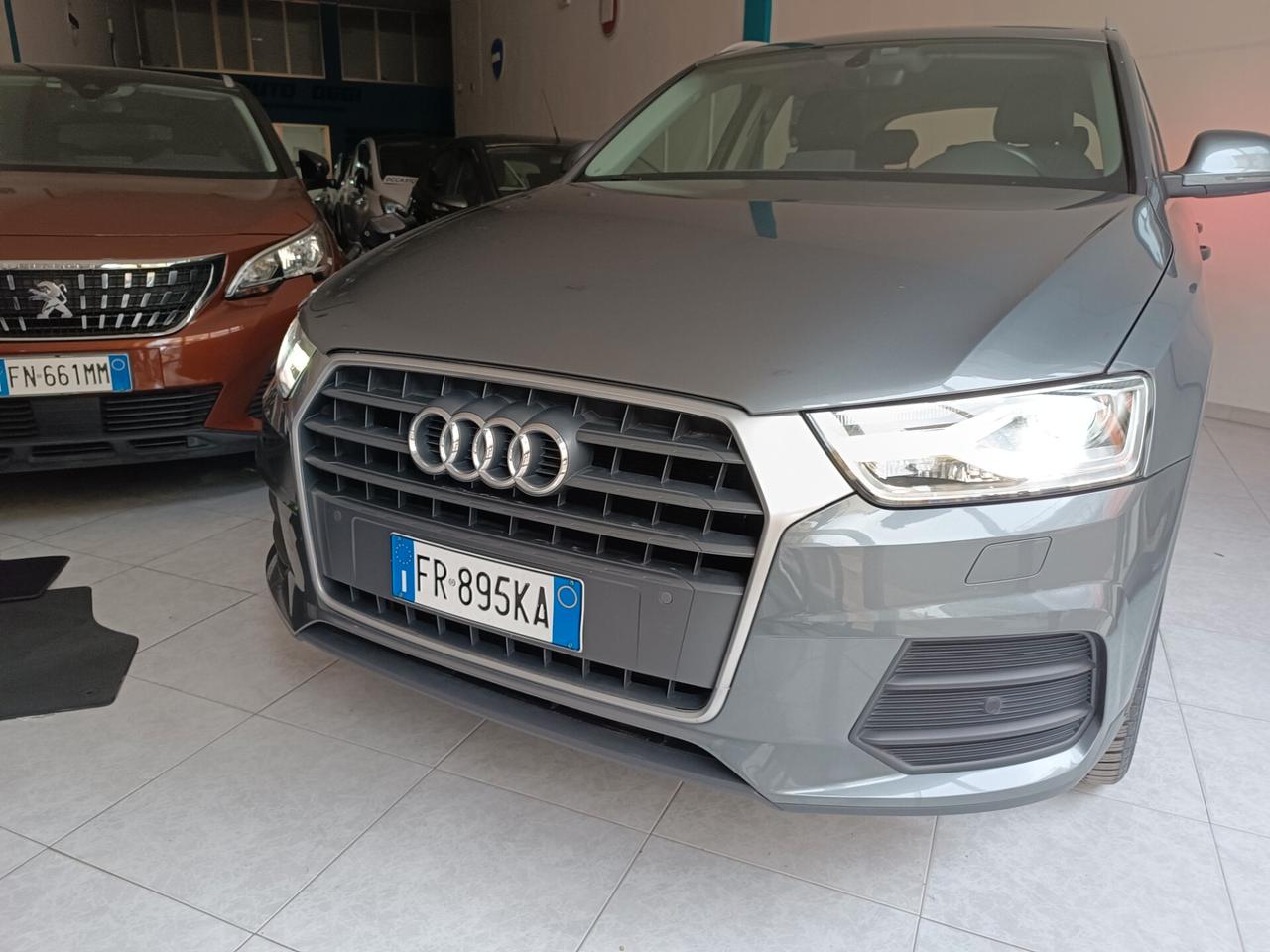 Audi Q3 2.0 TDI 120 CV S tronic Business