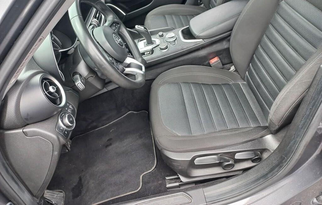 Alfa Romeo Giulia 2.2 Tdi160 CV AT8 2022