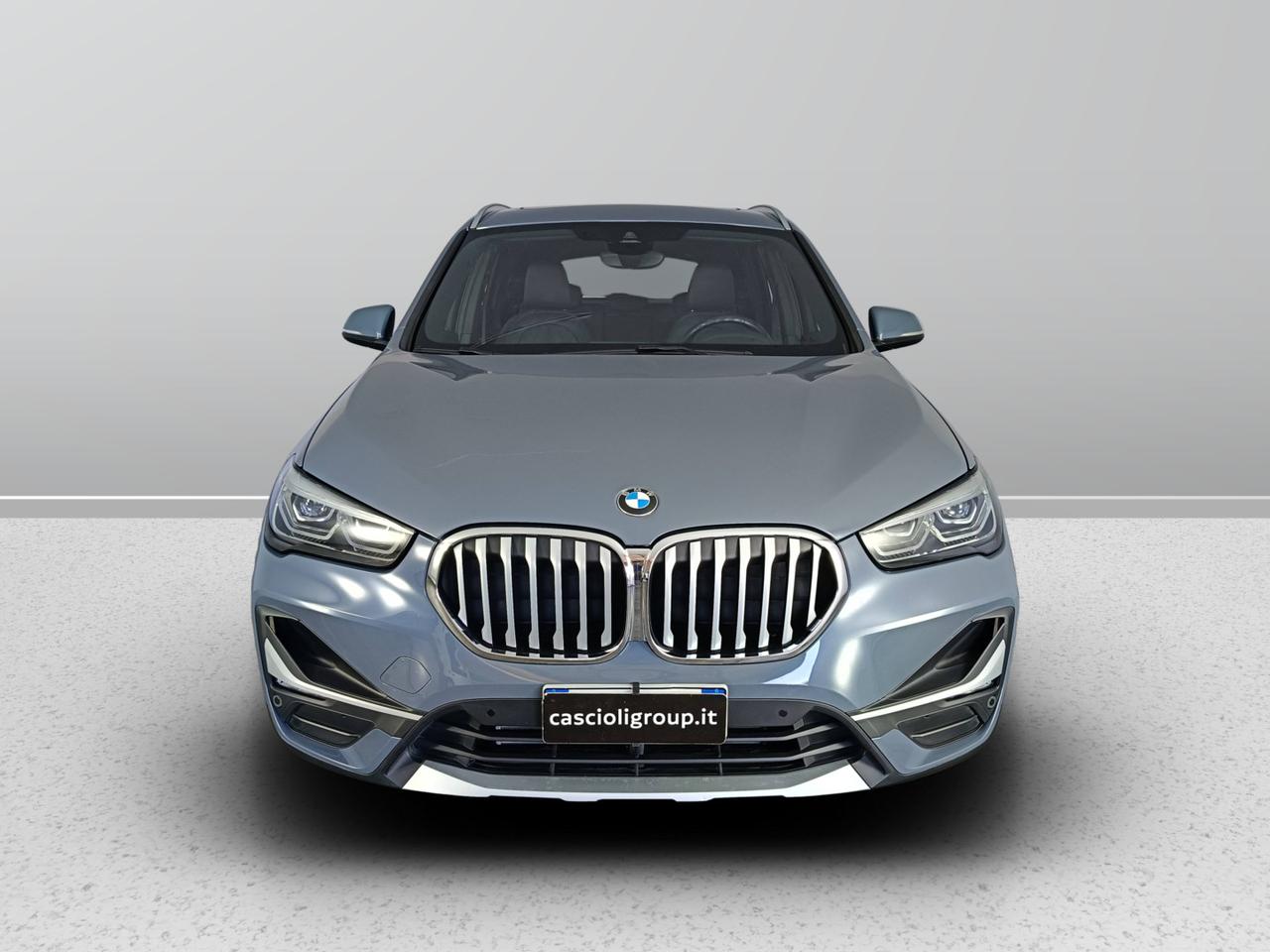 BMW X1 F48 2019 - X1 xdrive18d xLine