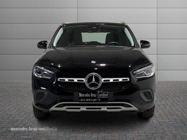 MERCEDES-BENZ GLA 180 d Automatic Business Extra