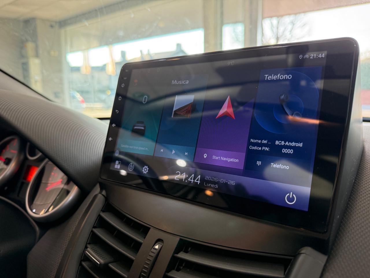 Peugeot 207 5p 1.4 73.000 KM!