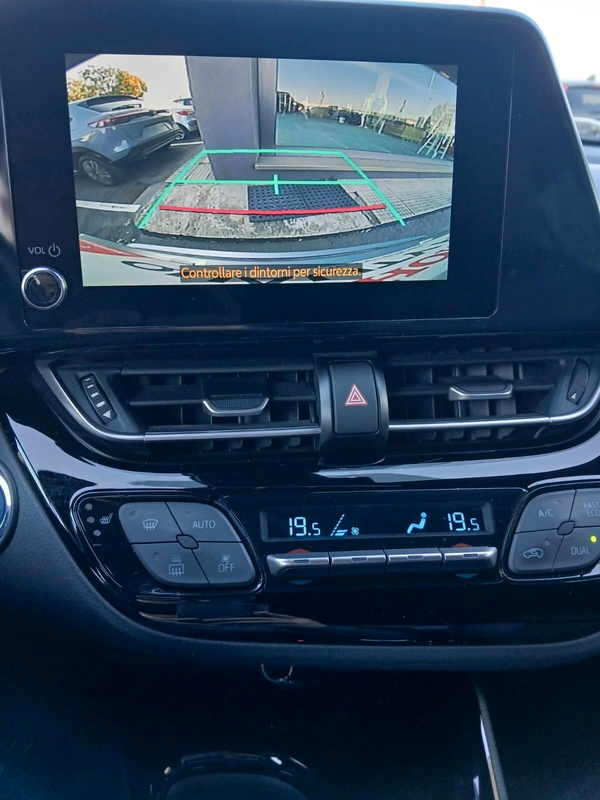 Toyota C-HR 1.8 Hybrid E-CVT Trend