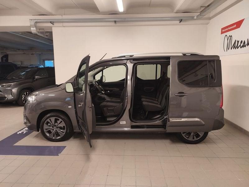 Toyota Proace City Verso 1.5D 130 CV S&S Short D A/T Luxury