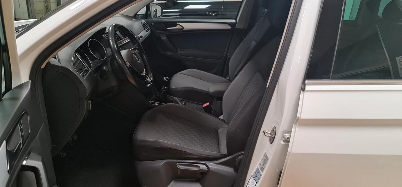 Volkswagen Tiguan 1.6 TDI SCR R-line BlueMotion