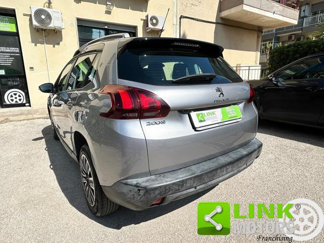 PEUGEOT 2008 .