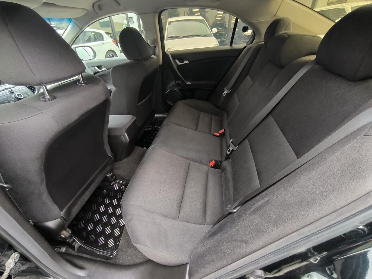 Honda Accord 2.2 i-DTEC Elegance DPF