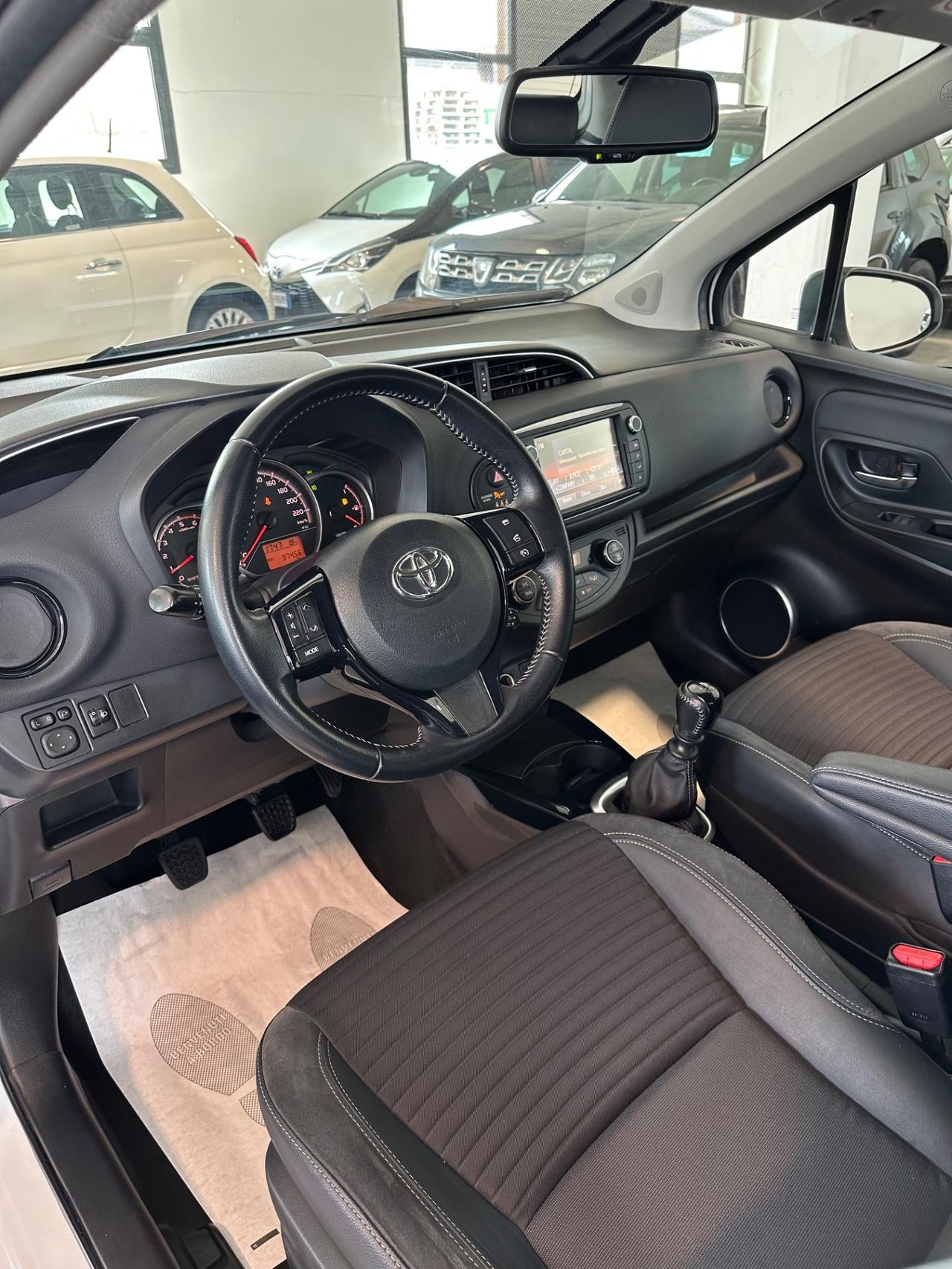 Toyota Yaris 1.4 D-4D 5 porte Lounge