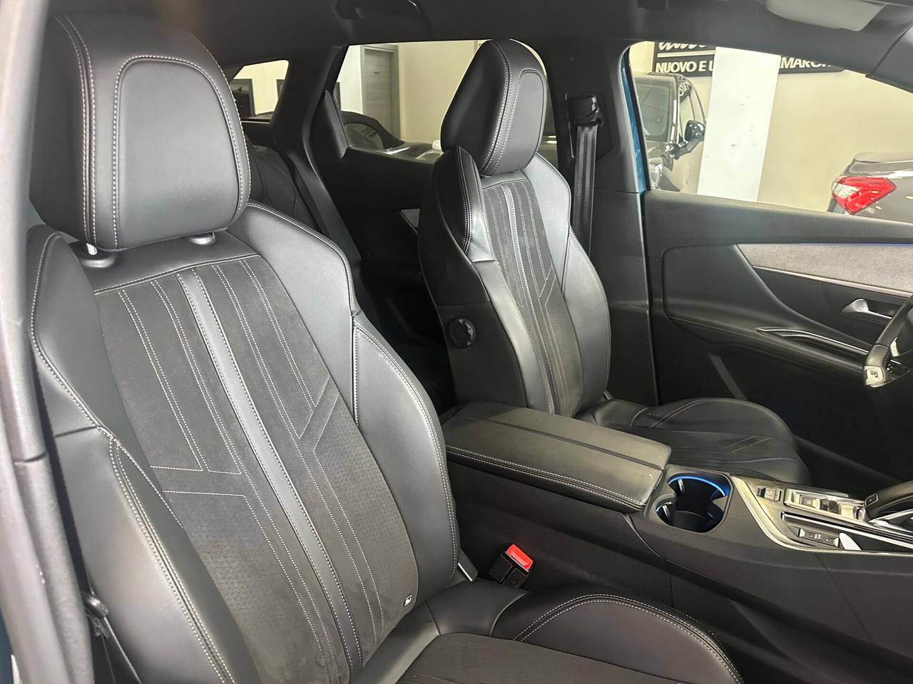 Peugeot 3008 BlueHDi 130 S&S EAT8 Allure Pack