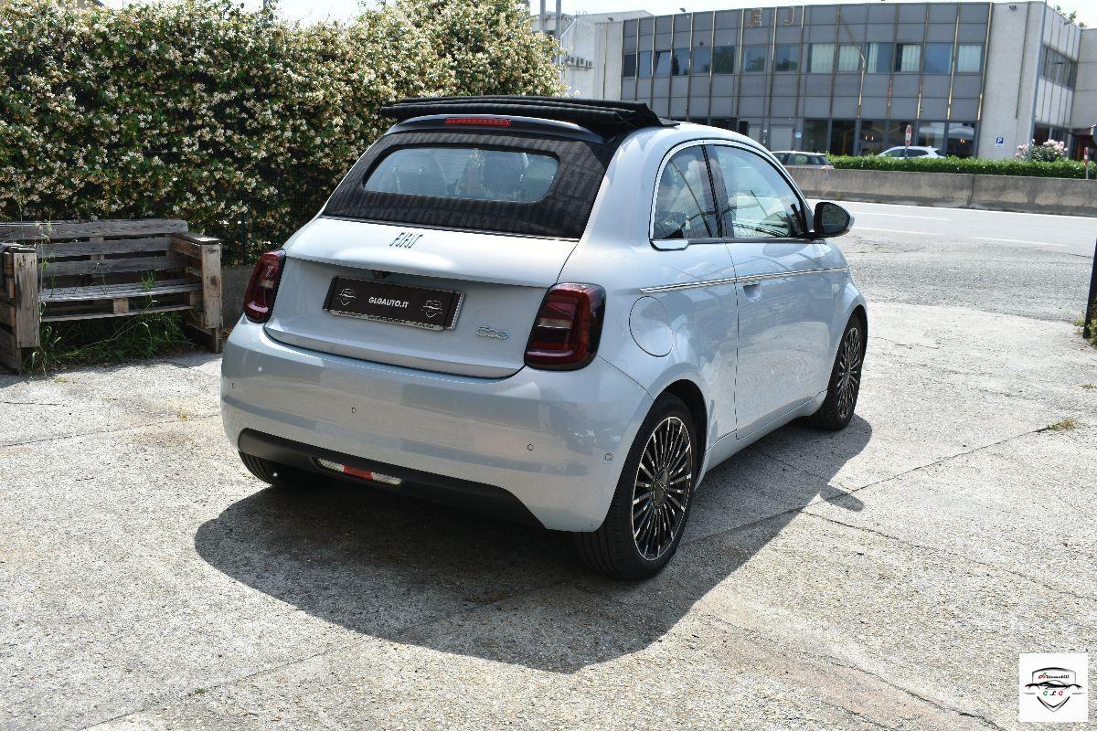 FIAT - 500 E - 500 La Prima 3+1