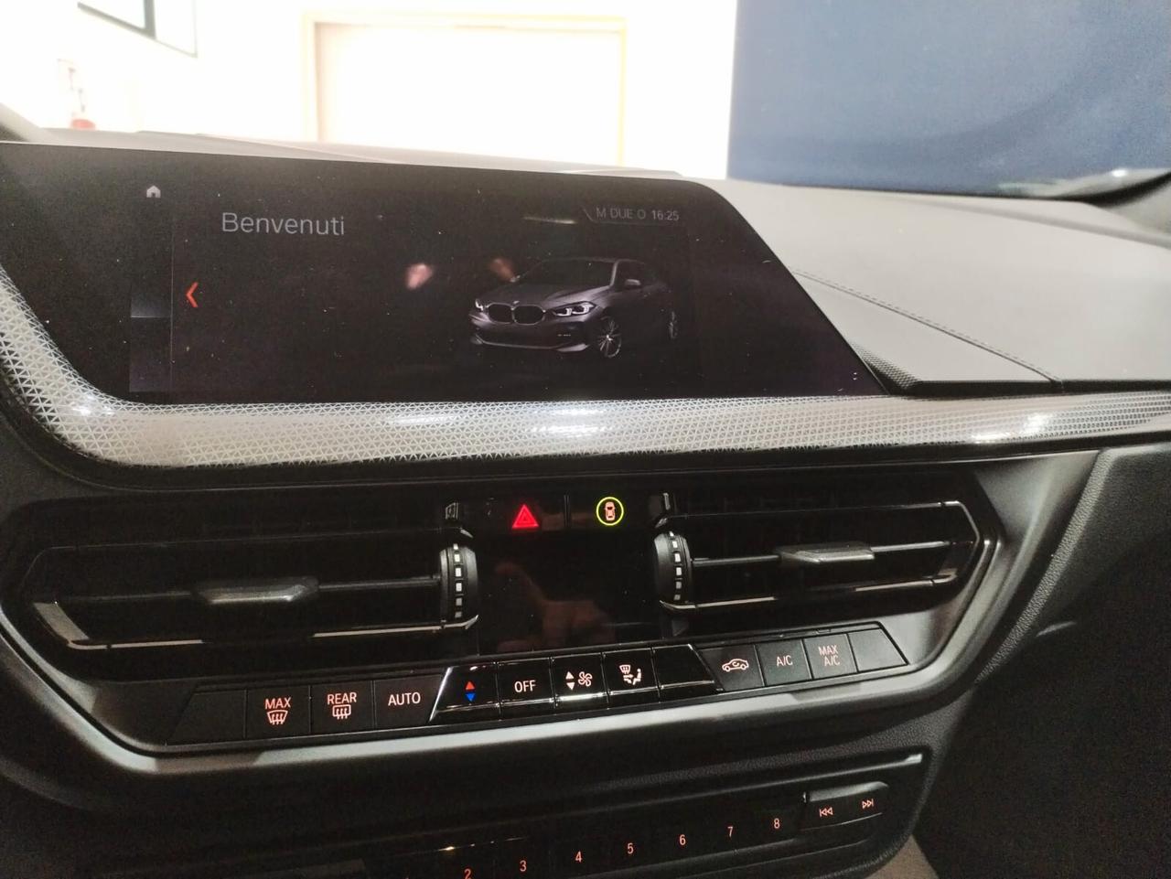 Bmw 116 116d 5p. Sport