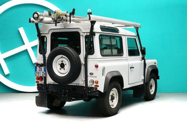 LAND ROVER Defender 90 2.2 TD4 SW Autocarro N1