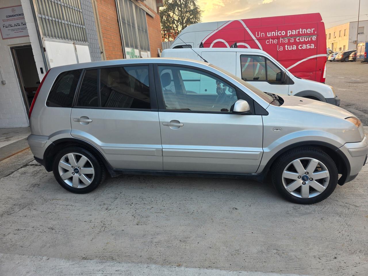 Ford Fusion 1.4 16V 5p. Titanium