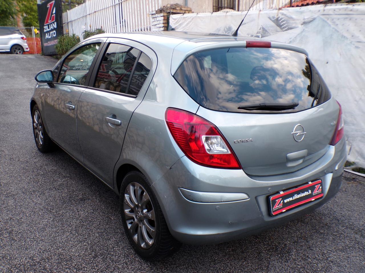 Opel Corsa 1.2 5 porte GPL-TECH Club