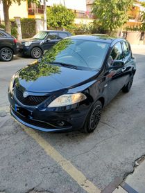 Lancia Ypsilon 1.0 FireFly 5 porte S&S Hybrid Ecochic Gold