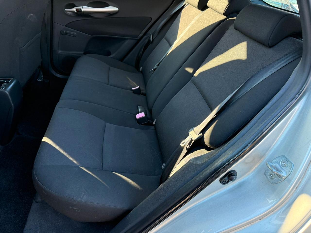 Toyota Auris 5p 1.4 Sol UNICO-PR 96.000 KM