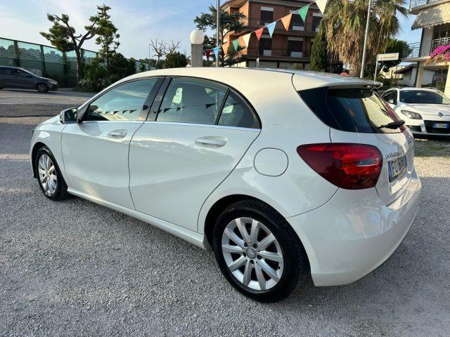 MERCEDES-BENZ A 160 d Executive
