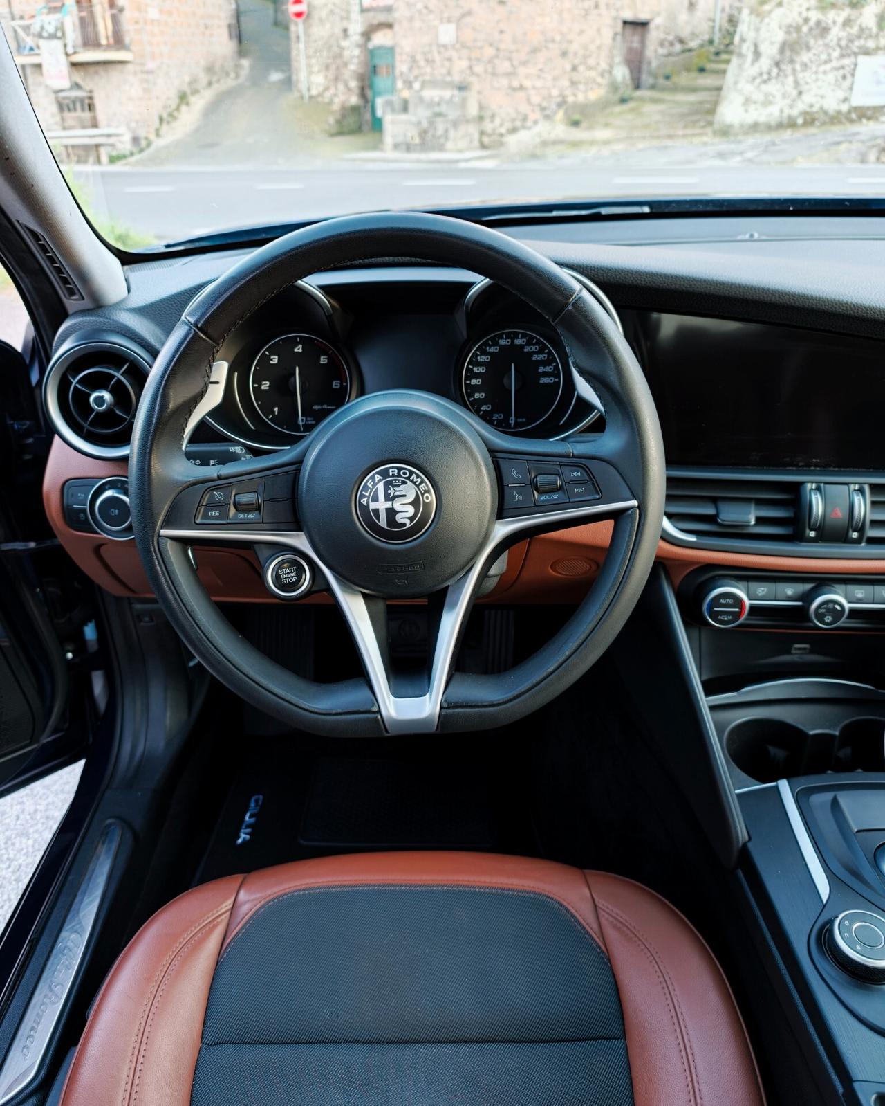 Alfa Romeo Giulia Super 150 CV Auto | 160.000 km | Distribuzione Fatta | Garanzia 12 Mesi