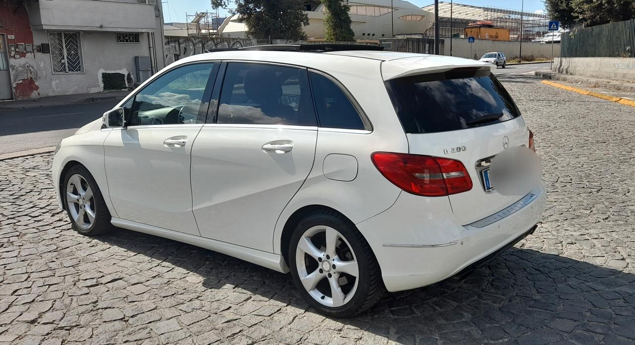 Mercedes-benz B 200 CDI BlueEFFICIENCY Executive