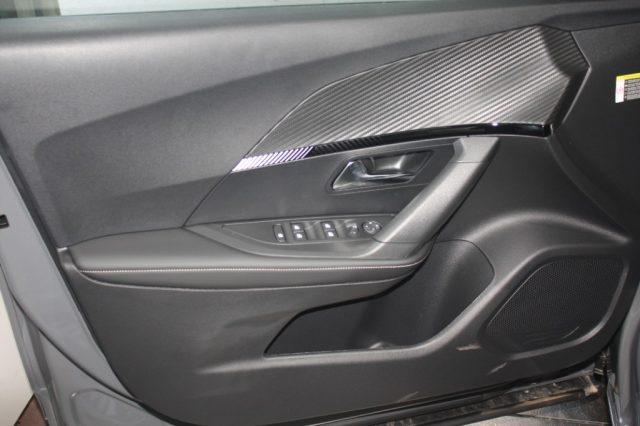 PEUGEOT 2008 PureTech 100 Allure