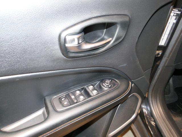 JEEP Compass 1.3 Turbo T4 190 CV PHEV AT6 4xe LONGITUDE