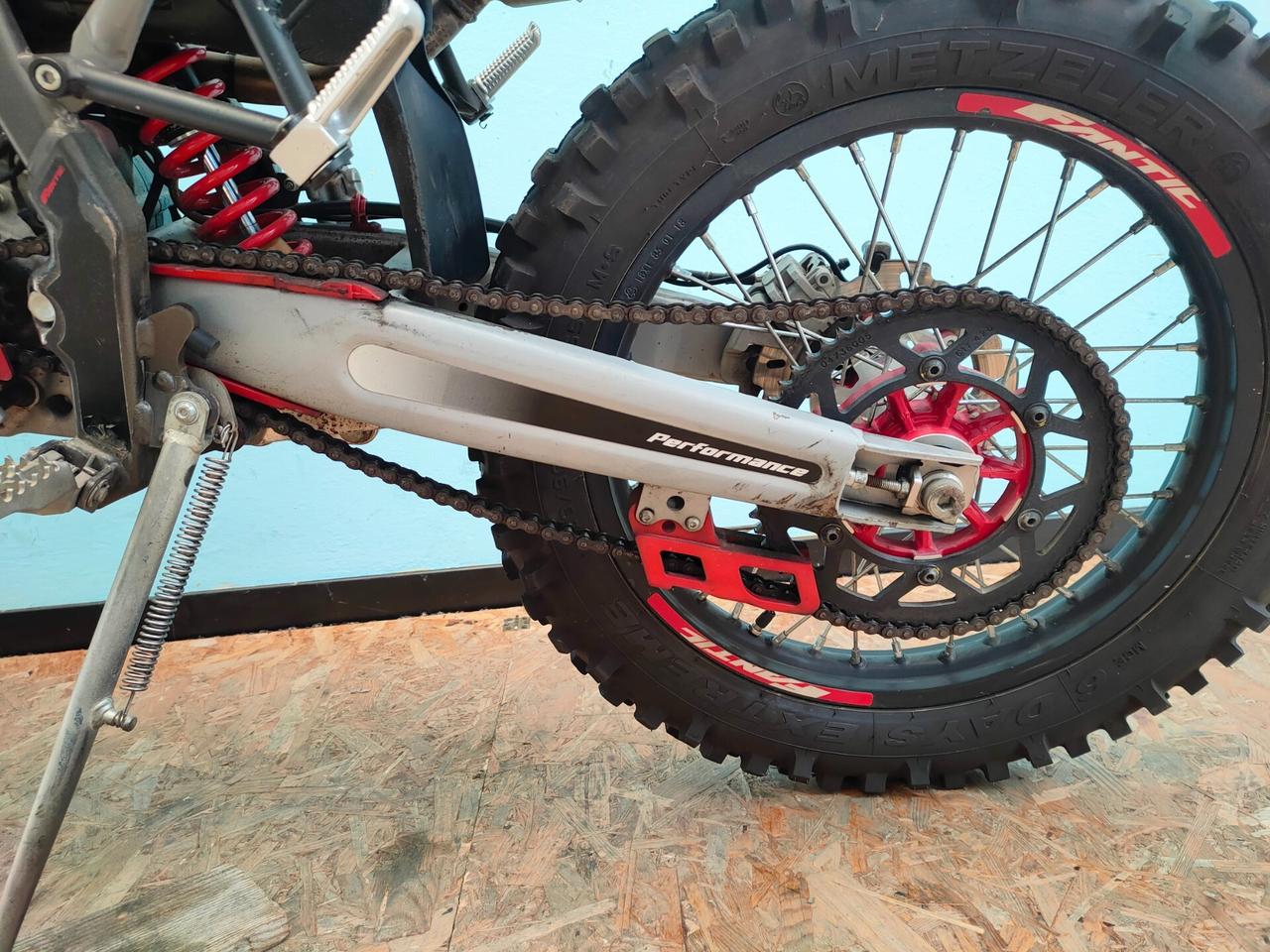 Fantic Motor XEF 125: divertente e potente