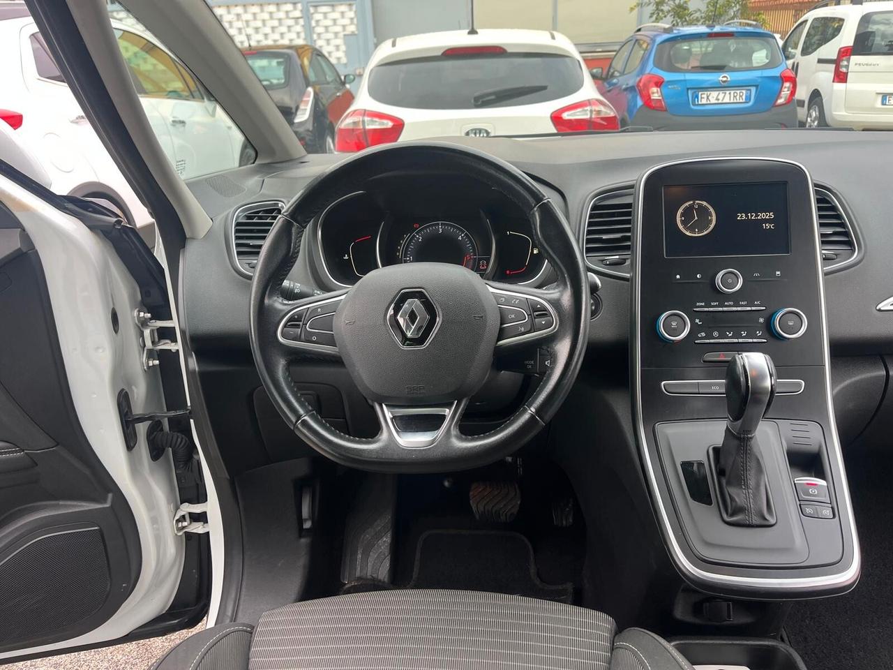 Renault Scenic Scénic dCi 8V 110 CV EDC Energy Bose