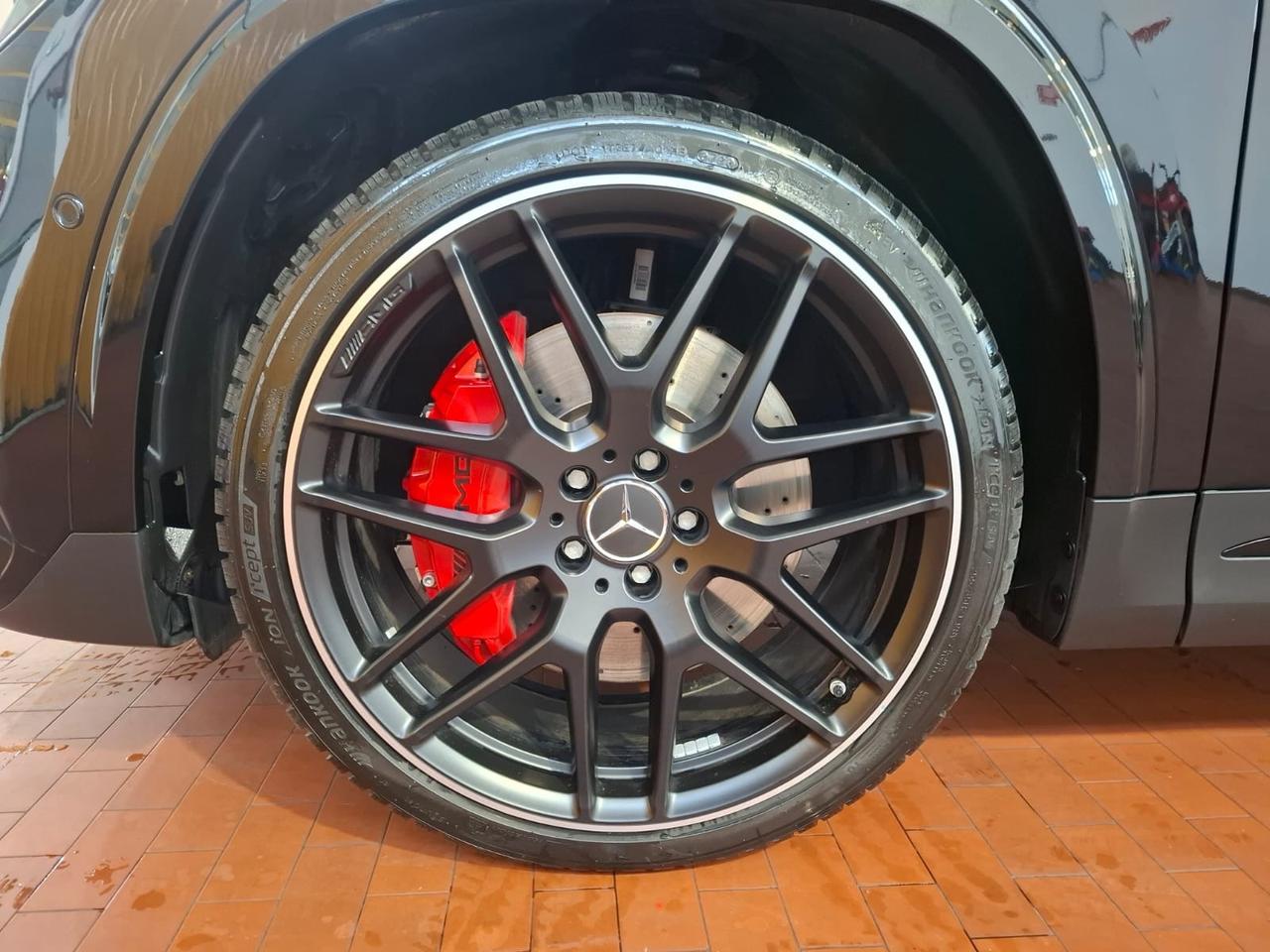 Mercedes-benz GLA 45 AMG 45S 4Matic+ Premium Plus racing