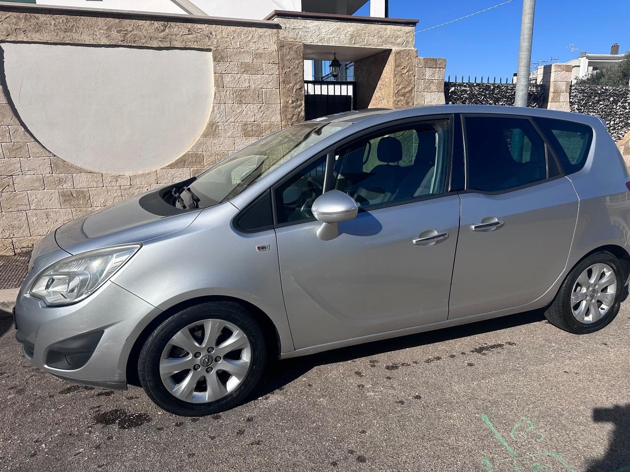Opel Meriva 1.3 CDTI 95CV ecoFLEX Cosmo