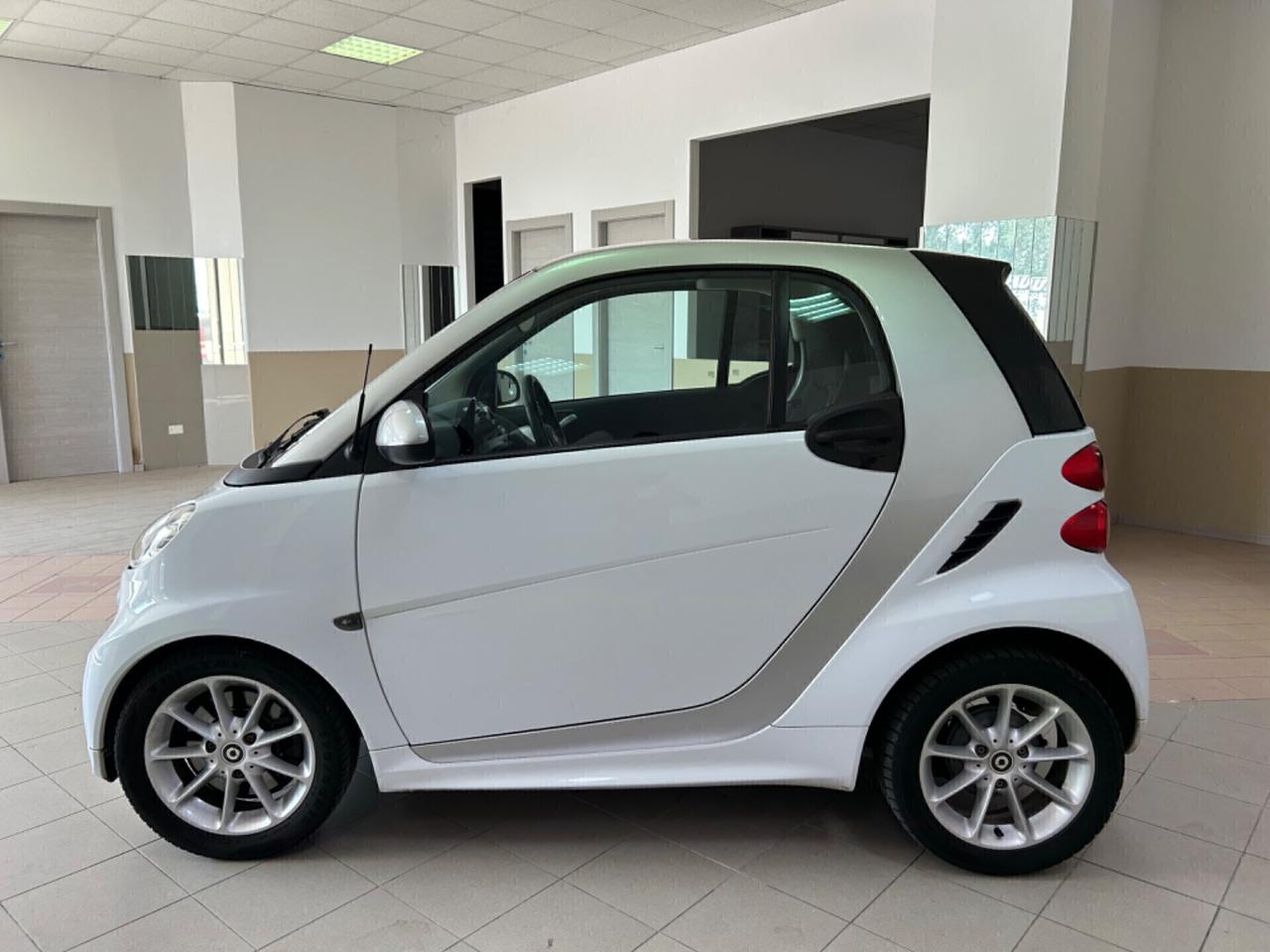 Smart ForTwo 1000 52 kW coupé passion