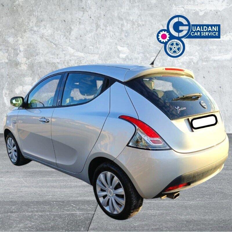 Lancia Ypsilon Ypsilon 1.2 69 CV 5 porte Silver