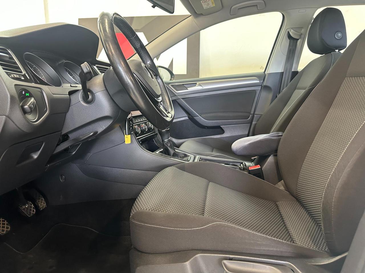 Volkswagen Golf Golf 5p 1.6 tdi Comfortline