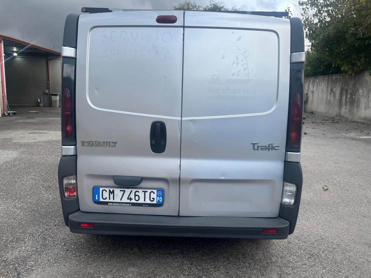 Renault trafic cargo 1.9 dci-cv 100 -2004