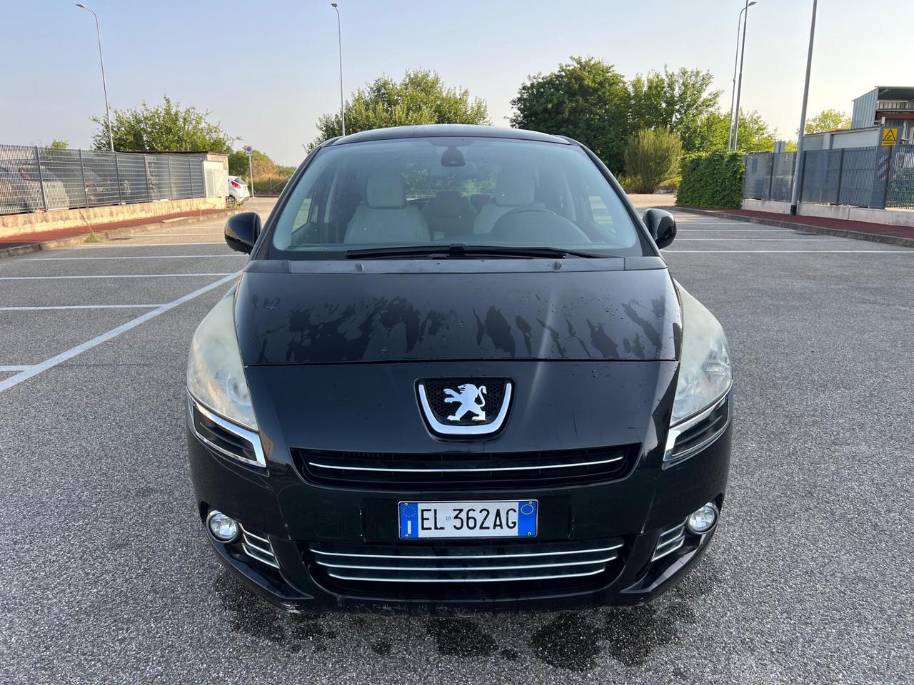 Peugeot 5008 1.6 THP 156CV Allure