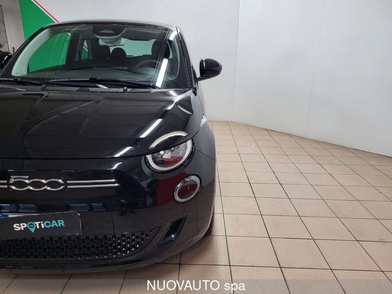 FIAT 500 Berlina 42 kWh 320