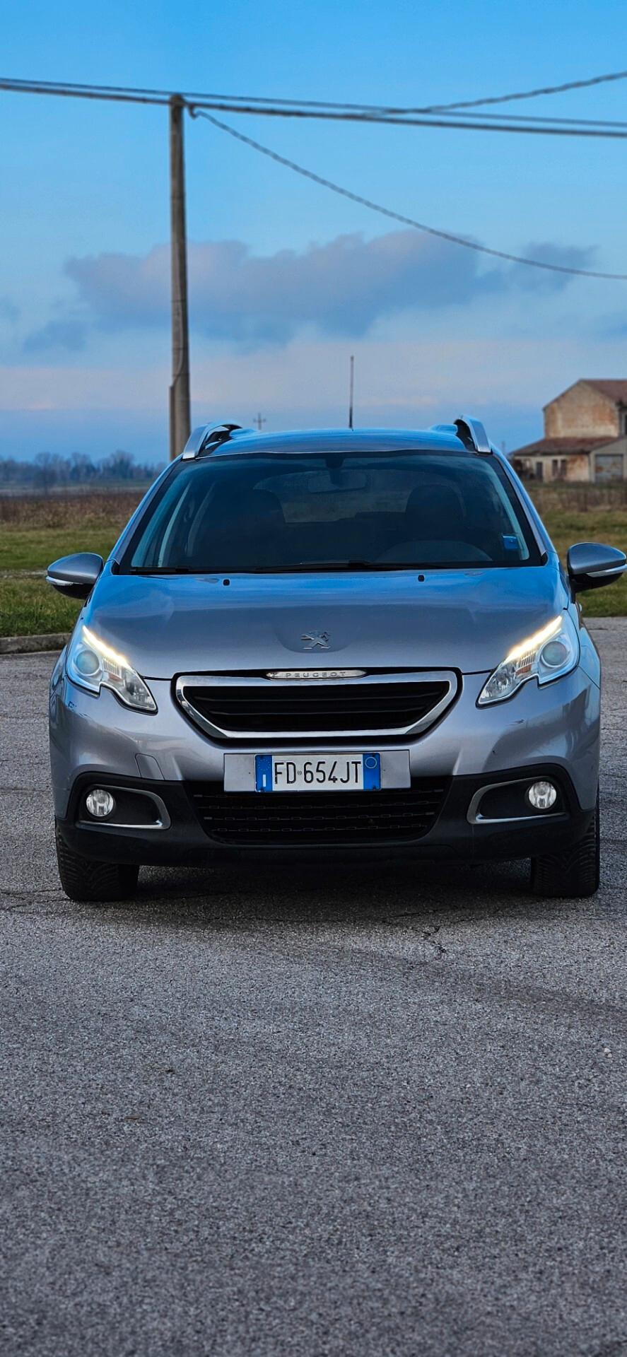 Peugeot 2008 BlueHDi 100 Allure