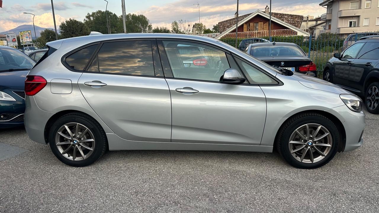Bmw 2er Active Tourer 218d Sport automatica tetto
