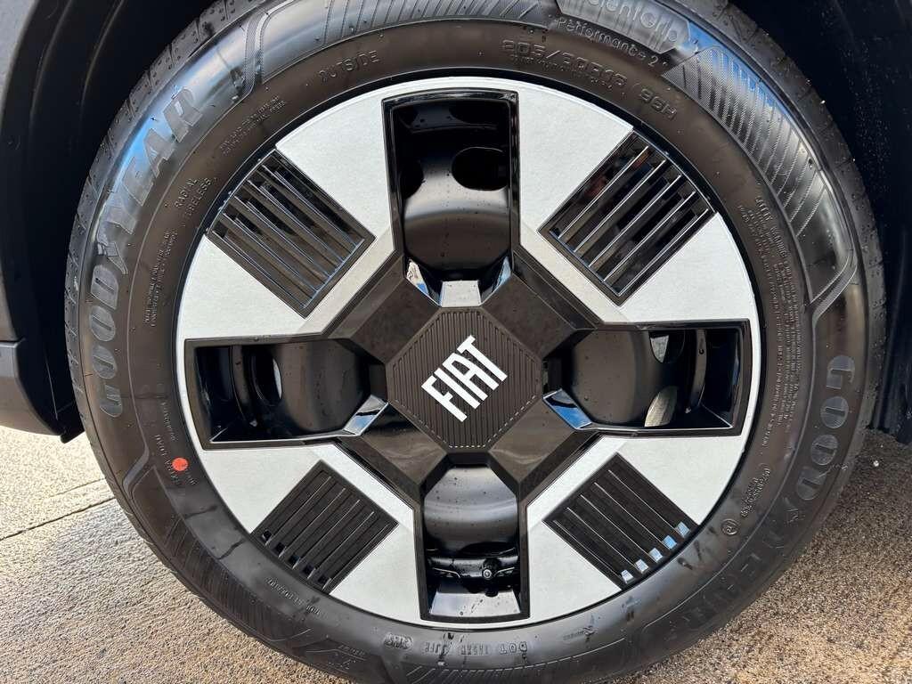 Fiat Grande Panda 1.2 Hybrid 110 CV S&S Icon 2026 / KM 0 IVA ESPOSTA Tua a solo 189 Euro al mese