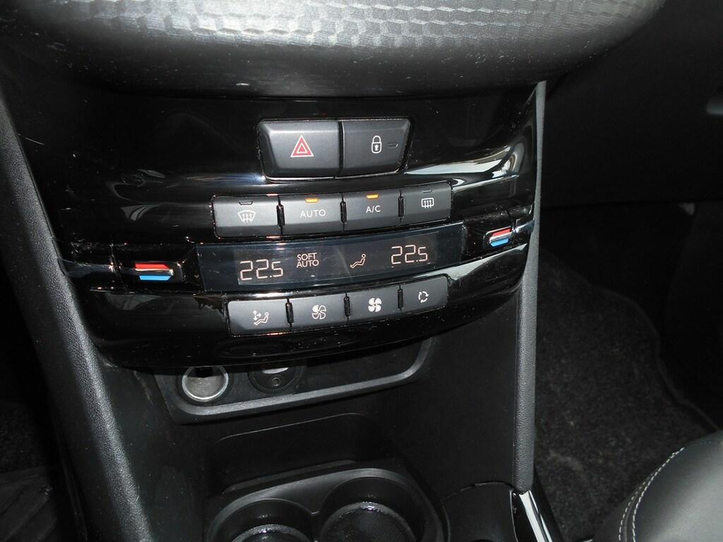 Peugeot 2008 1.6 BlueHDi Allure