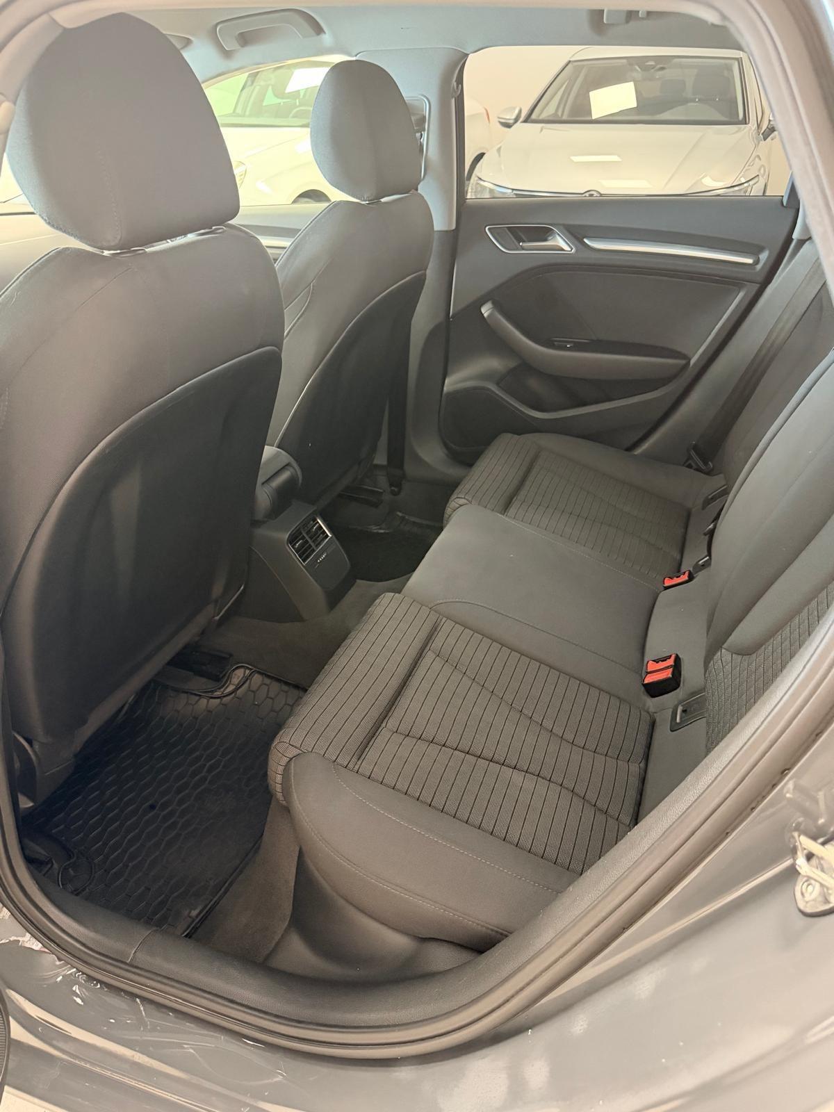 Audi A3 SPB 1.6 TDI 116 CV S tronic Sport