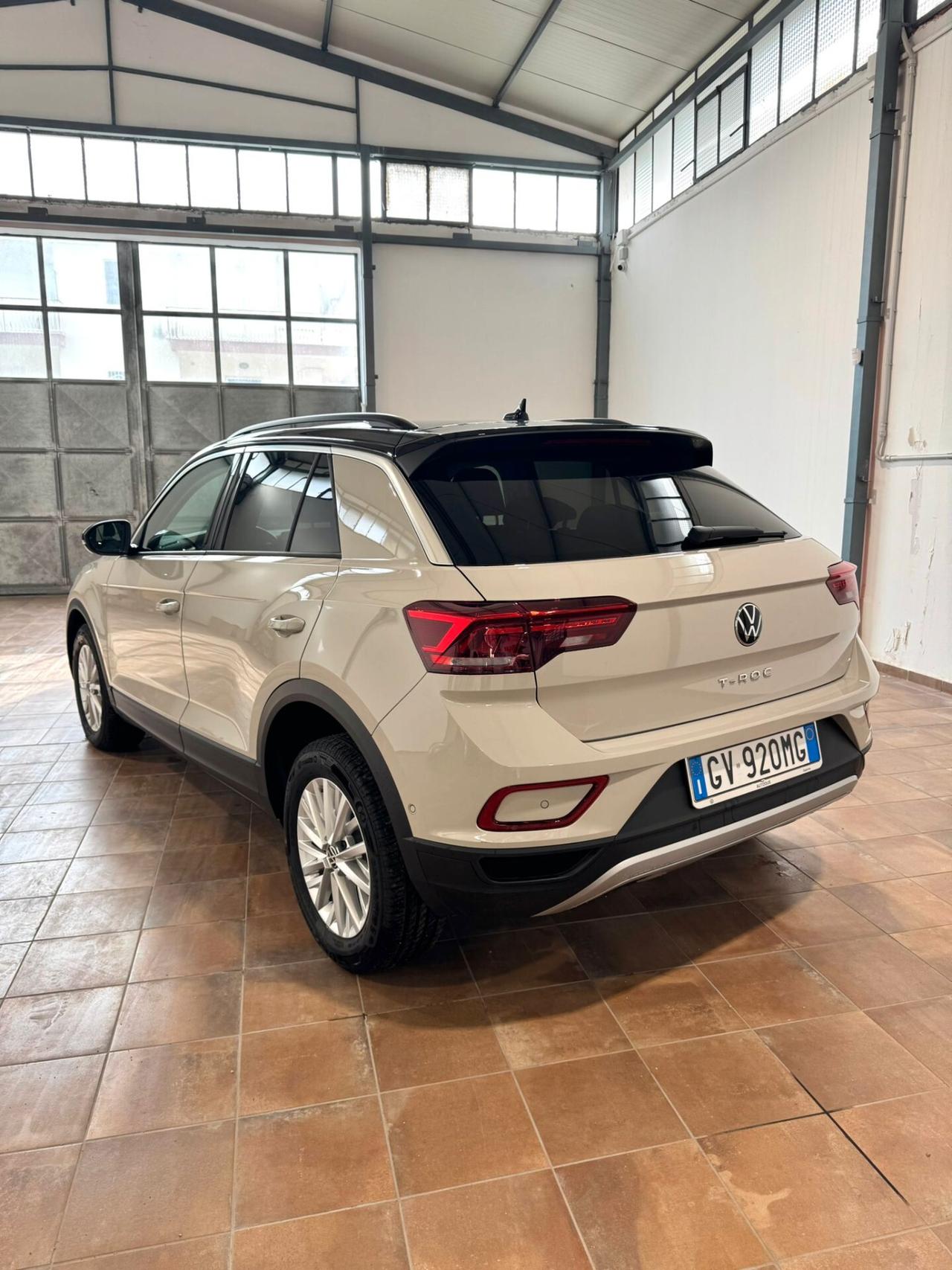 VOLKSWAGEN T-ROC 1.0TSI 115cv BENZINA