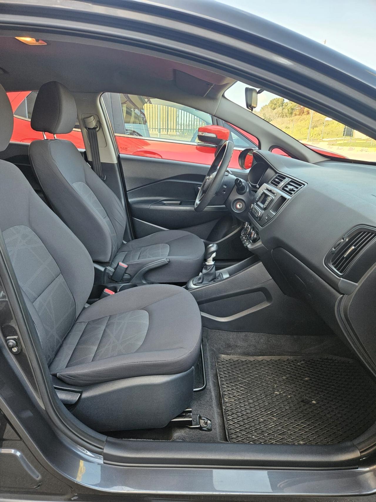 Kia Rio 1.1 Crdi 55kw 75cv diesel