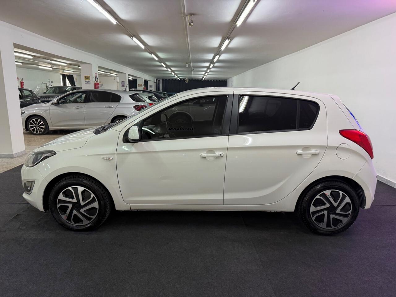HYUNDAI i20 1.1 CRDi 75cv 5p. Sound Edition