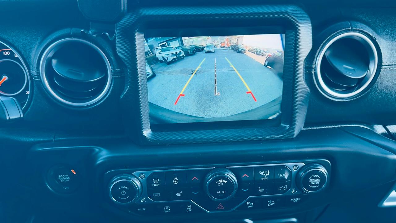 Jeep Wrangler Unlimited 2.2 Mjt II Sahara