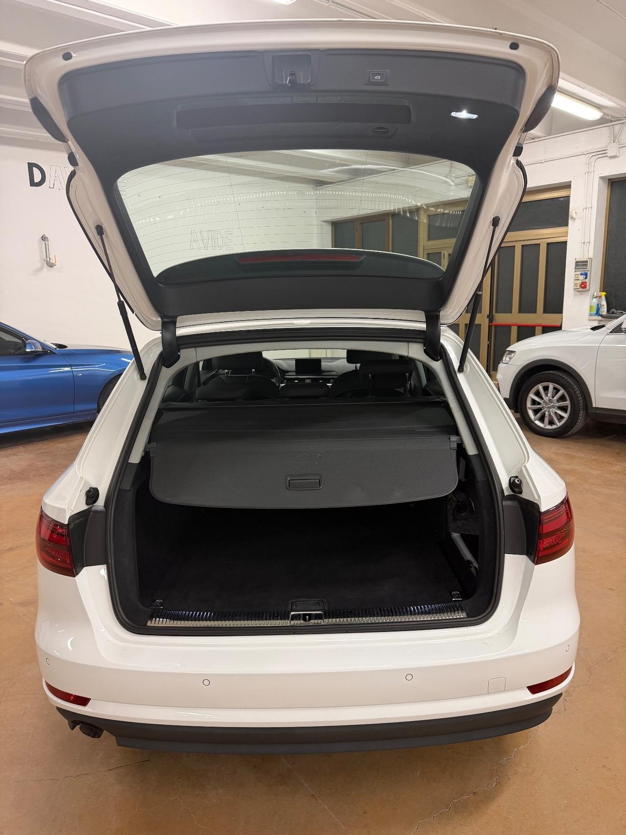 Audi A4 Avant 2.0 TDI 122 CV S tronic Business Sport