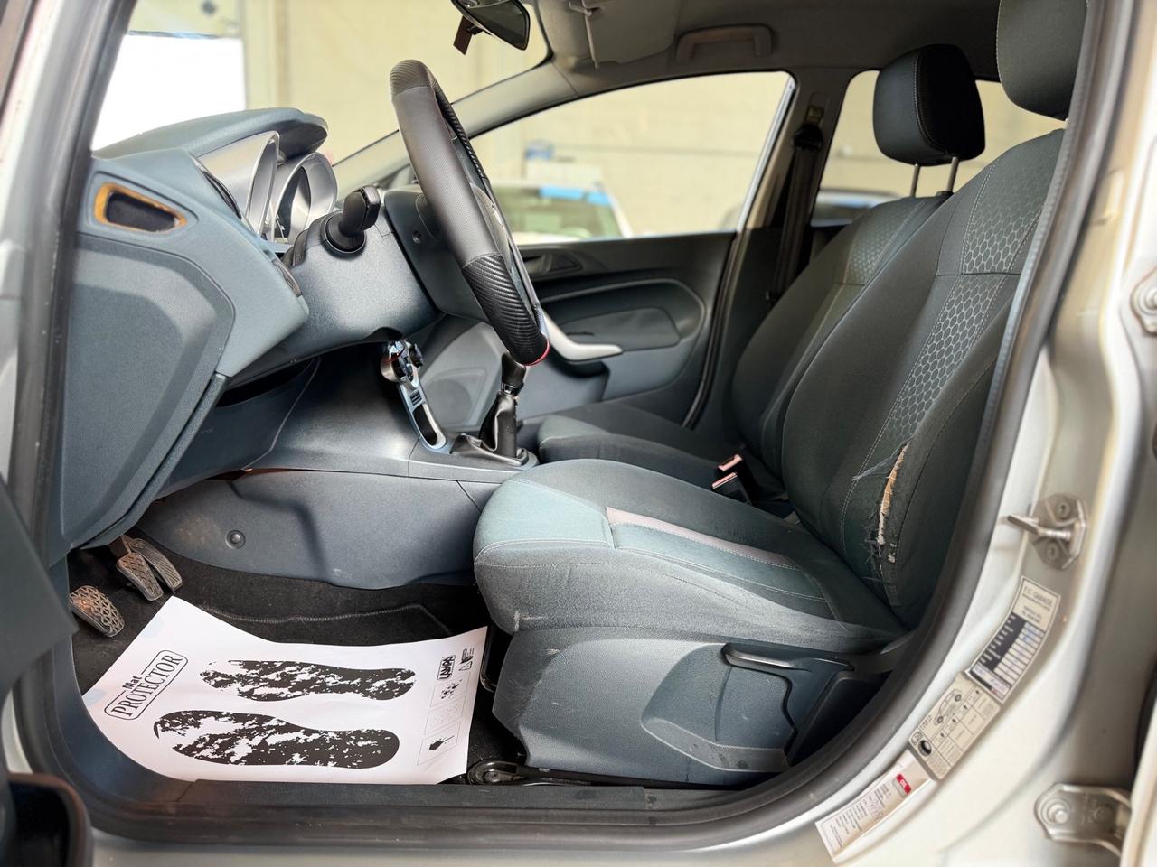 Ford Fiesta 1.2 82 CV 5 porte Titanium NEOPATENTATI
